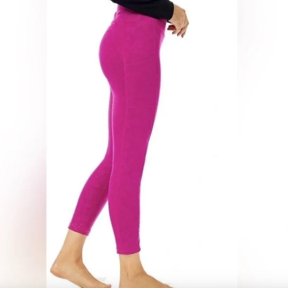 Lilly Pulitzer Weekender High Rise Midi Leggings Bordeaux Berry Leopard Size XXL